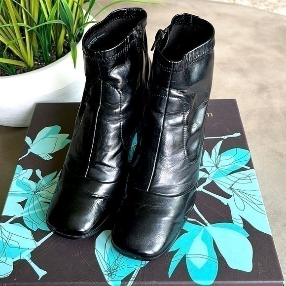 Ruby & Bloom Black Ankle Boots 7 - Picture 2 of 16